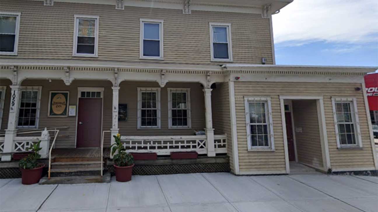 Jeremiah's Inn, Worcester, Massachusetts