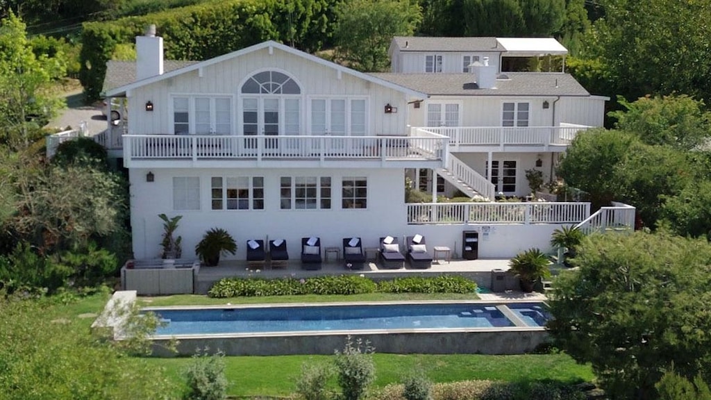 Cliffside Malibu